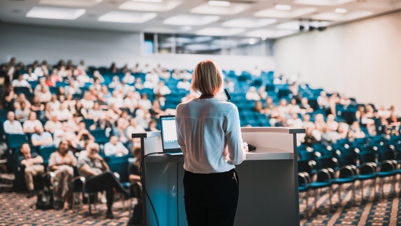 The challenge of sharing stories of service learning in European universities 